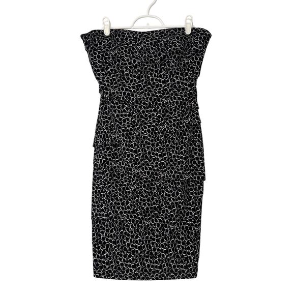 White House Black Market Dresses & Skirts - WHBM Instantly Slimming Strapless Sheath Dress Size 8 Tiered Stretch Black White